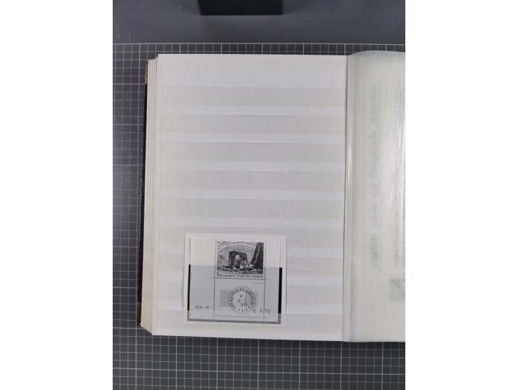 Antarktis: 1961/2016, meist postfrische Sammlung mit Ausgaben von diversen Ländern von Argentinien bis Wallis und Futuna, der