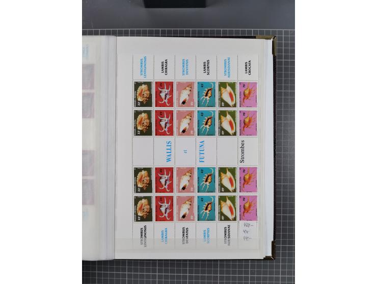 Antarktis: 1961/2016, meist postfrische Sammlung mit Ausgaben von diversen Ländern von Argentinien bis Wallis und Futuna, der