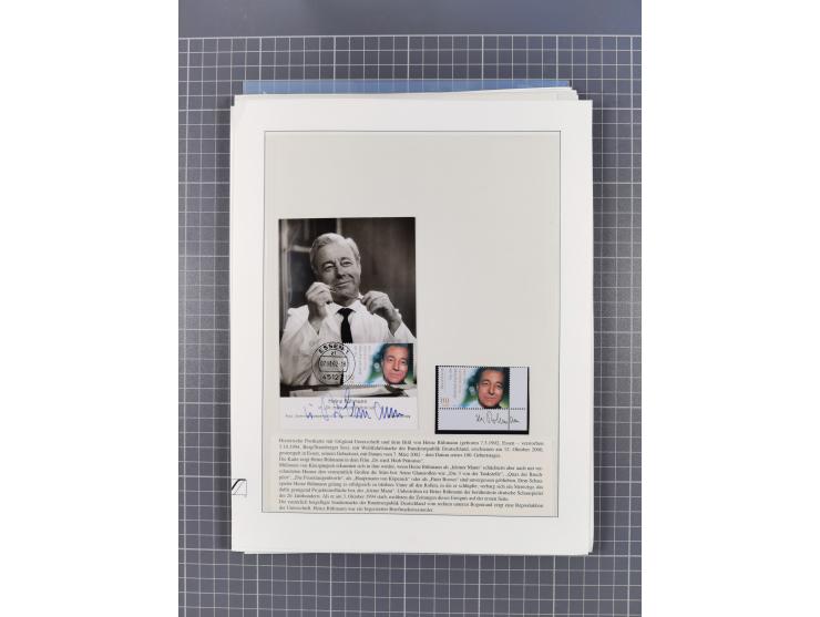 Autographen: 1960/2000, Konvolut mit u.a. kleiner Sammlung “Helmut Schmidt” mit ca. 30 Fotos (zum Teil mit weiteren Unterschr