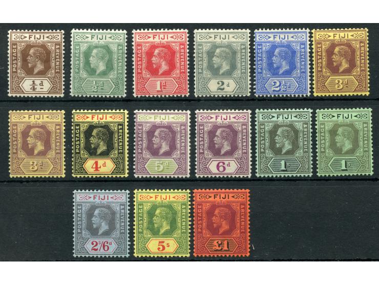1912-27, George V, complete set to 5 sh. and £1, with few extra dies and shades, all unused, very fine.
