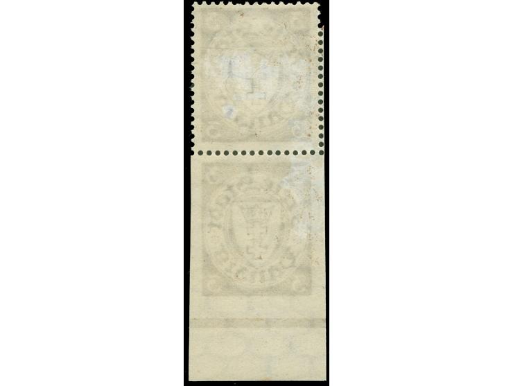 1927, Staatswappen 3 Pfg. dreiseitig ungezähnt im senkrechten Paar mit Normalmarke (diese oben ein kurzer Zahn), ungebraucht 