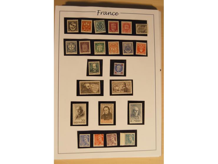 1849/68, anfangs ungebrauchte und gestempelte, ab 1900 nur noch ungebrauchte bzw. postfrische umfangreiche Sammlung, teils et