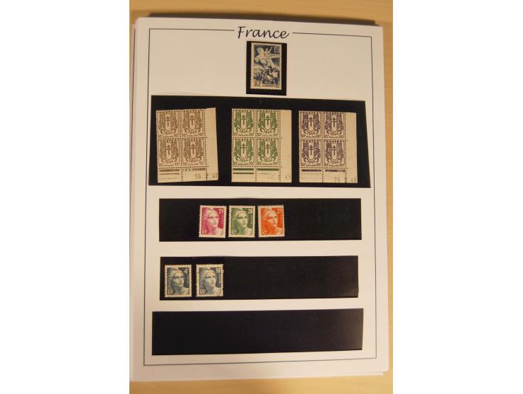 1849/68, anfangs ungebrauchte und gestempelte, ab 1900 nur noch ungebrauchte bzw. postfrische umfangreiche Sammlung, teils et
