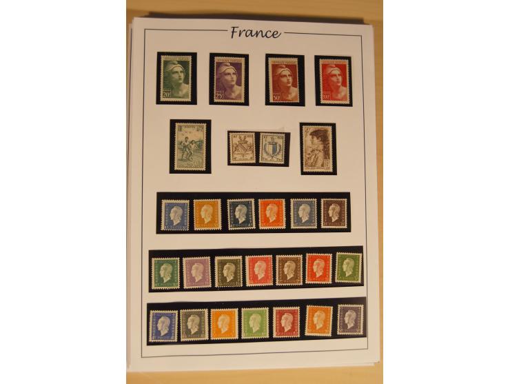 1849/68, anfangs ungebrauchte und gestempelte, ab 1900 nur noch ungebrauchte bzw. postfrische umfangreiche Sammlung, teils et