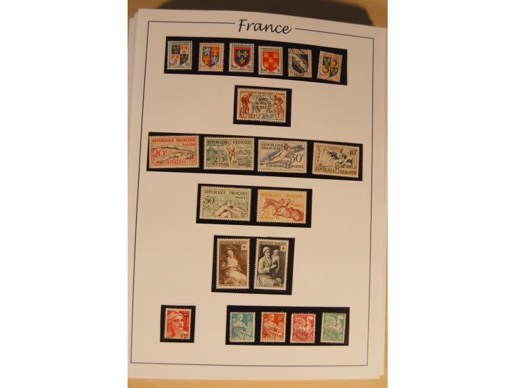 1849/68, anfangs ungebrauchte und gestempelte, ab 1900 nur noch ungebrauchte bzw. postfrische umfangreiche Sammlung, teils et