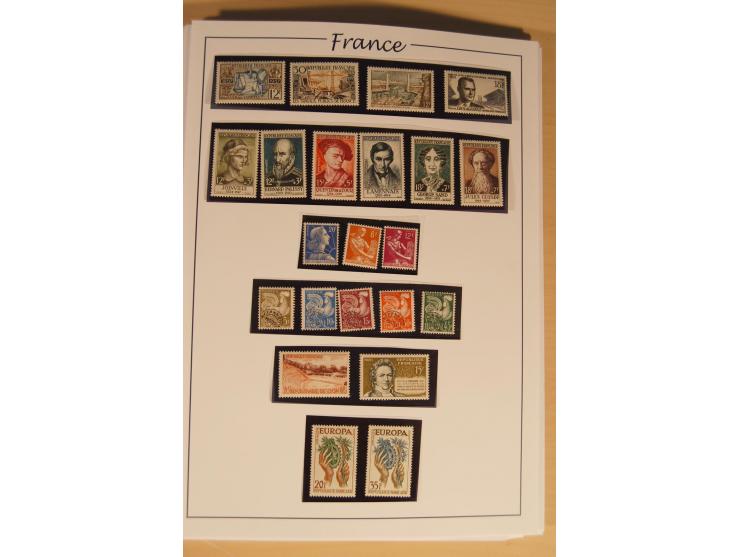 1849/68, anfangs ungebrauchte und gestempelte, ab 1900 nur noch ungebrauchte bzw. postfrische umfangreiche Sammlung, teils et