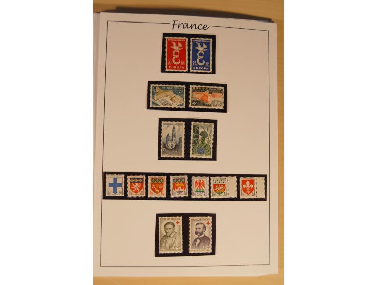 1849/68, anfangs ungebrauchte und gestempelte, ab 1900 nur noch ungebrauchte bzw. postfrische umfangreiche Sammlung, teils et
