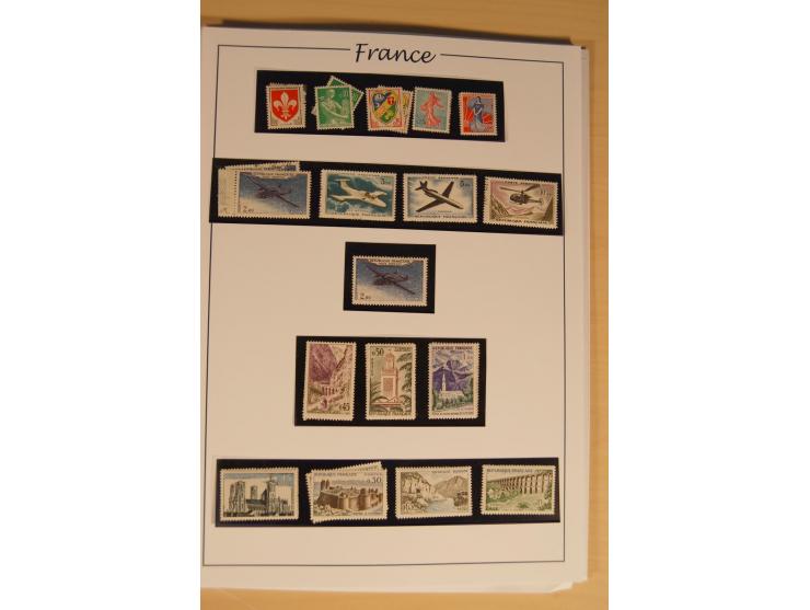 1849/68, anfangs ungebrauchte und gestempelte, ab 1900 nur noch ungebrauchte bzw. postfrische umfangreiche Sammlung, teils et