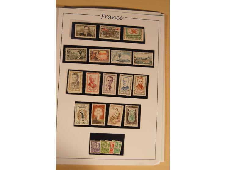 1849/68, anfangs ungebrauchte und gestempelte, ab 1900 nur noch ungebrauchte bzw. postfrische umfangreiche Sammlung, teils et