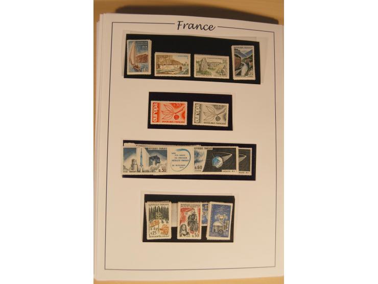 1849/68, anfangs ungebrauchte und gestempelte, ab 1900 nur noch ungebrauchte bzw. postfrische umfangreiche Sammlung, teils et