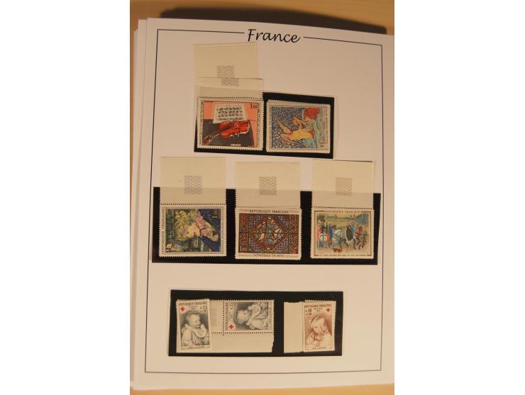 1849/68, anfangs ungebrauchte und gestempelte, ab 1900 nur noch ungebrauchte bzw. postfrische umfangreiche Sammlung, teils et