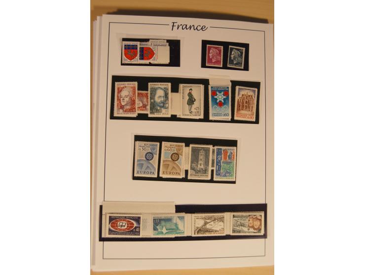 1849/68, anfangs ungebrauchte und gestempelte, ab 1900 nur noch ungebrauchte bzw. postfrische umfangreiche Sammlung, teils et