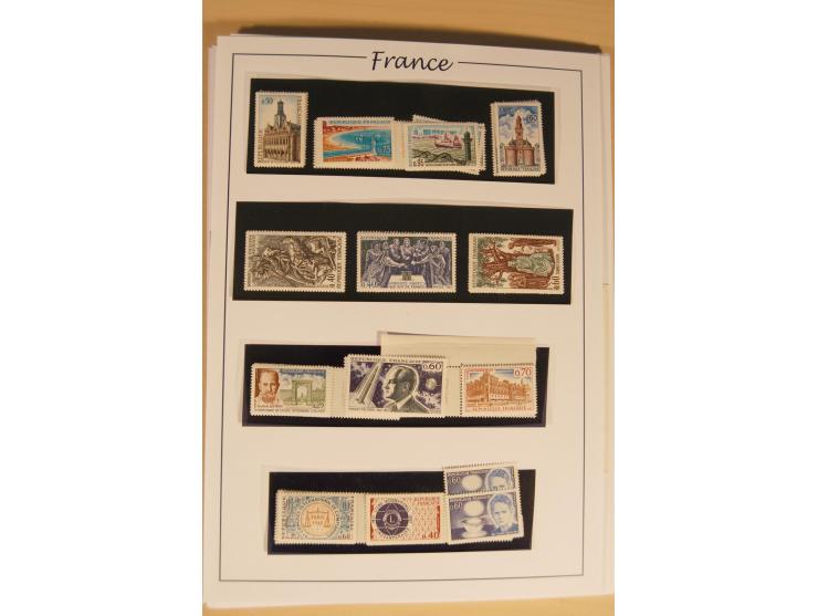 1849/68, anfangs ungebrauchte und gestempelte, ab 1900 nur noch ungebrauchte bzw. postfrische umfangreiche Sammlung, teils et