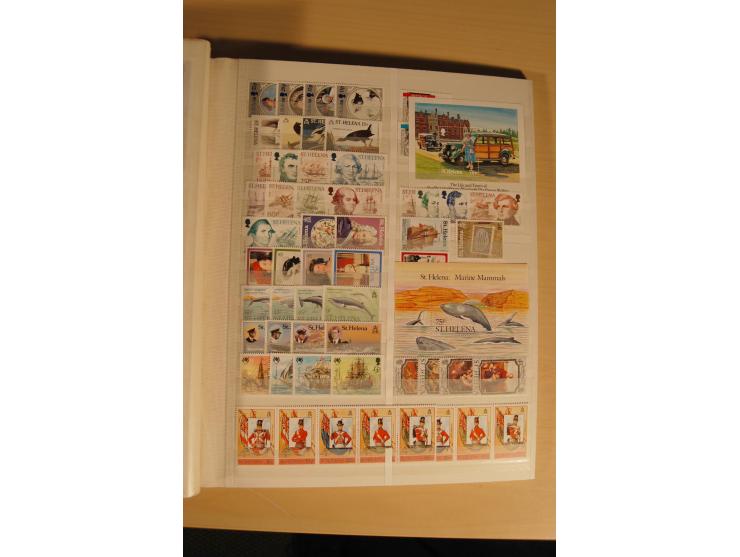 1970/97 (ca.), postfrische Partie Ascension, St. Helena und Tristan da Cunha, dazu einige ältere ungebrauchte Ausgaben (Mi. n