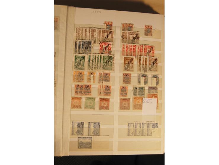1866/1923 (ca.), postfrischer, ungebrauchter und gestempelter Posten mit hunderten von Marken, dabei besonders Kaukasische St