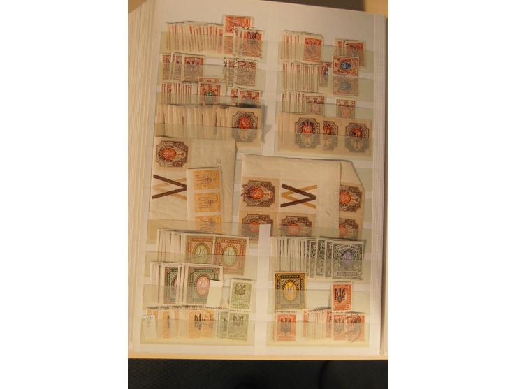 1866/1923 (ca.), postfrischer, ungebrauchter und gestempelter Posten mit hunderten von Marken, dabei besonders Kaukasische St