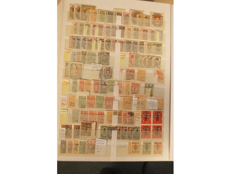 1866/1923 (ca.), postfrischer, ungebrauchter und gestempelter Posten mit hunderten von Marken, dabei besonders Kaukasische St