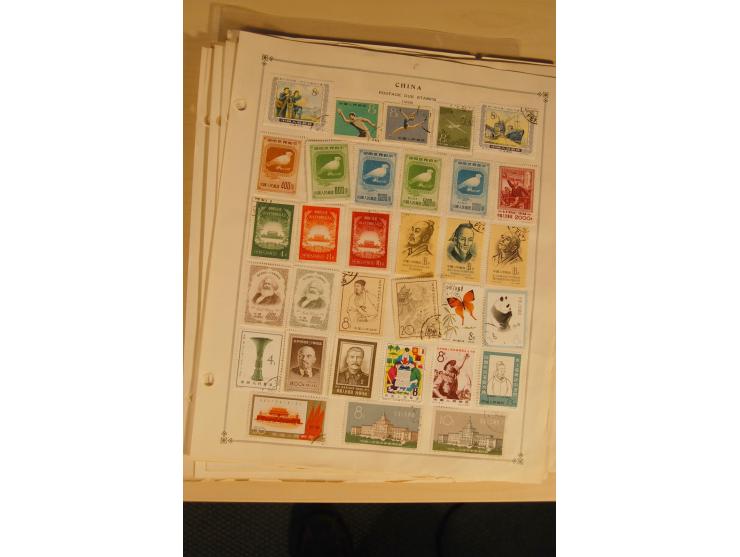 1897/1980 (ca.), ungebrauchte und gestempelte Partie, dabei auch Taiwan; auf Albumblättern