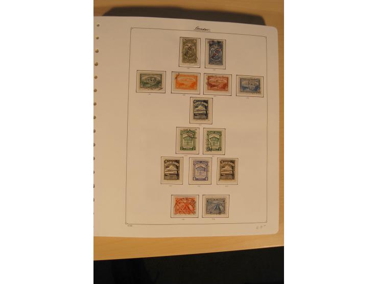 1865/2002 (ca.), meist gestempelte Sammlung mit 44 Briefen und Ganzsachen auf Albumblättern