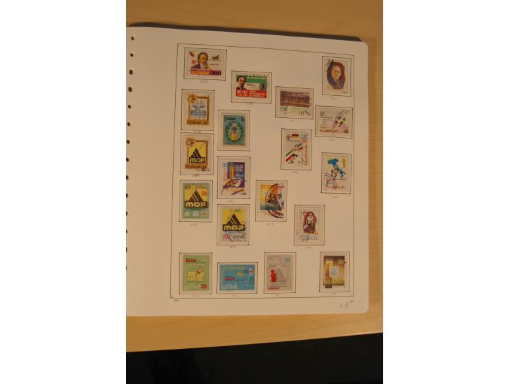 1865/2002 (ca.), meist gestempelte Sammlung mit 44 Briefen und Ganzsachen auf Albumblättern