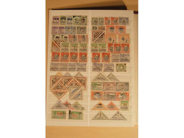 1880/1981, postfrische, ungebrauchte und gestempelte Partie, dabei ungezähnte Ausgaben (Mi. soweit errechenbar nach Angabe de