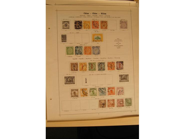 1873/1938, gestempelte Sammlungen von China, Hongkong, Japan und Siam auf alten Vordruckblättern, Erhaltung stärker unterschi