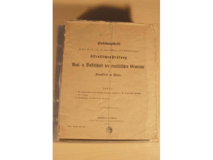 JUDAIKA: 1880/1960 (ca.), interessante Sammlung mit vielen Briefen und Karten, Geldscheinen, Dokumenten etc., dabei Holy Land