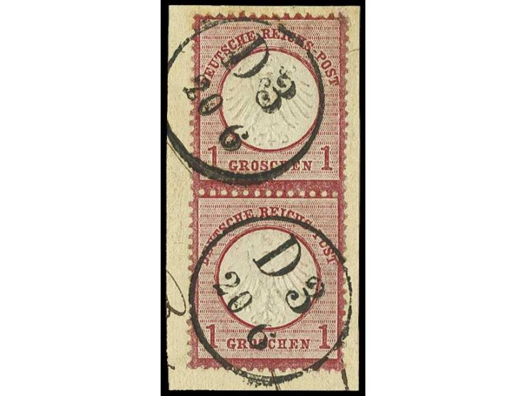 1 Gr. karmin im senkrechten Paar mit jeweils sehr klarem Distributionsstempel "D3/20 6" auf Briefstück, obere Marke rechter E