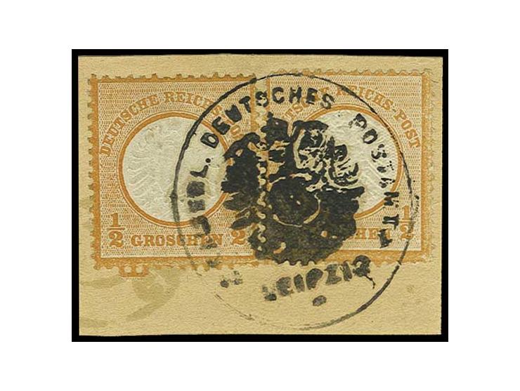 1/2 Gr. orange, zwei Werte als waagerechtes Paar geklebt mit kpl. Postamts-Siegelstempel von Leipzig auf Briefstück, rechte M