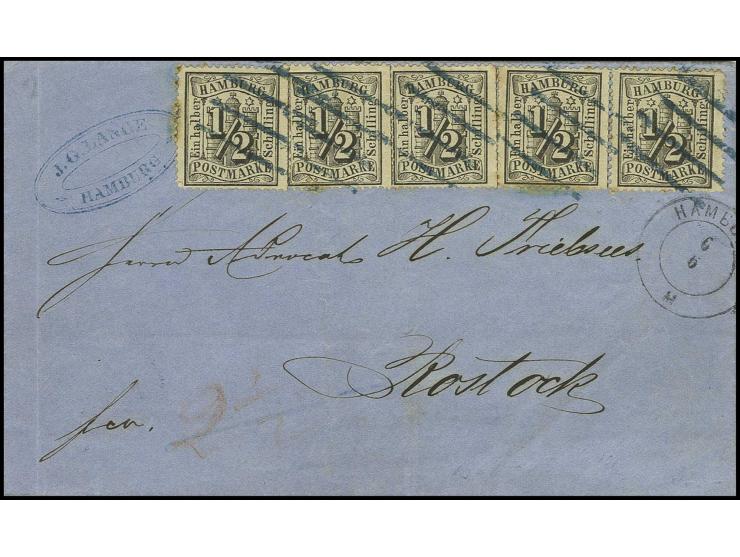 1/2 Sch. schwarz, waagerechtes Paar und 3 Einzelstücke mit blauem Strichstempel des Stadtpostamtes auf Briefhülle nach Rostoc