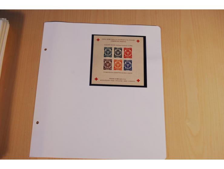 1939/45, teils ungebrauchte und gestempelte, meist aber postfrische Sammlung mit einigen Besonderheiten, dabei Böhmen u. Mähr