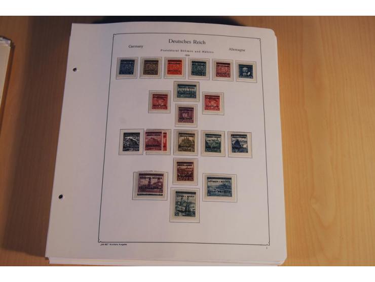 1939/45, teils ungebrauchte und gestempelte, meist aber postfrische Sammlung mit einigen Besonderheiten, dabei Böhmen u. Mähr