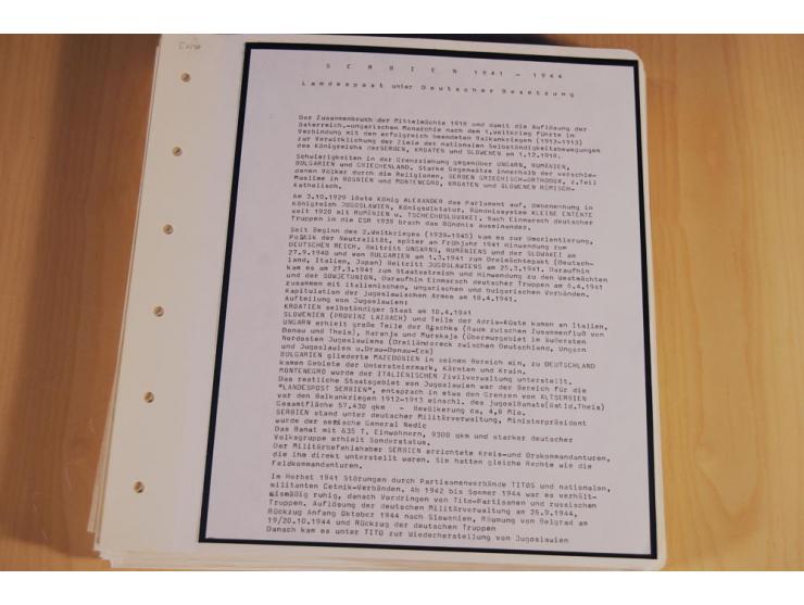1941/44, sehr interessante Spezial-Sammlung Frankaturen und Postgeschichte auf selbstgestalteten Albenblättern mit Text, dabe