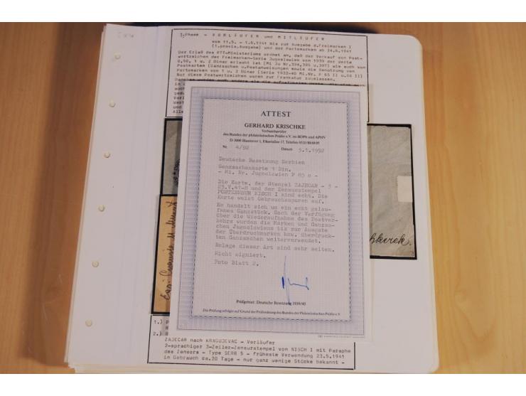 1941/44, sehr interessante Spezial-Sammlung Frankaturen und Postgeschichte auf selbstgestalteten Albenblättern mit Text, dabe