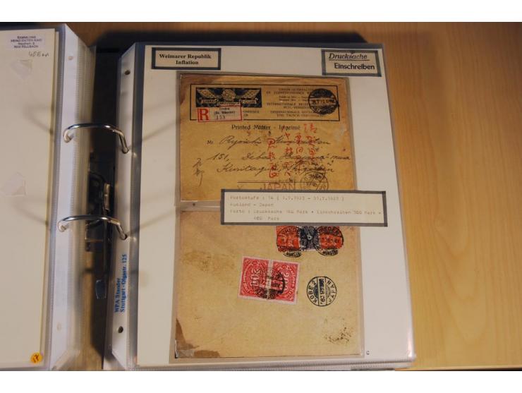 1885/1993, 9-bändige Sammlung "Eingeschriebene Drucksachen" mit insgesamt 370 Briefen, Karten und Streifbändern; vertreten is
