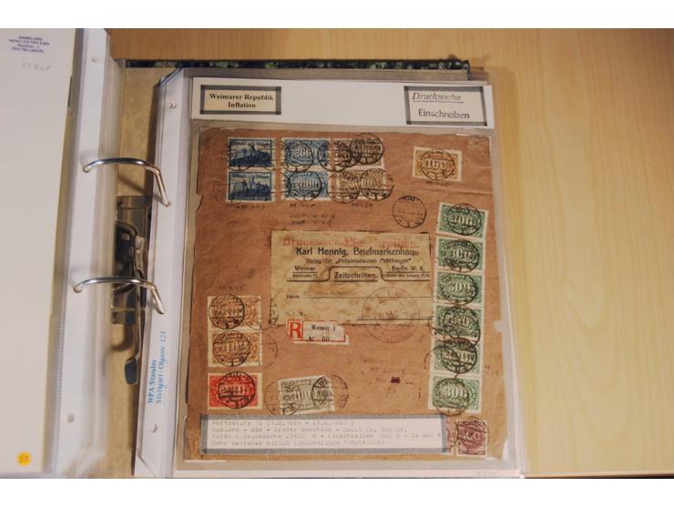 1885/1993, 9-bändige Sammlung "Eingeschriebene Drucksachen" mit insgesamt 370 Briefen, Karten und Streifbändern; vertreten is