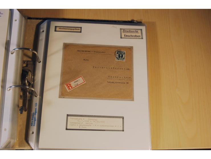 1885/1993, 9-bändige Sammlung "Eingeschriebene Drucksachen" mit insgesamt 370 Briefen, Karten und Streifbändern; vertreten is