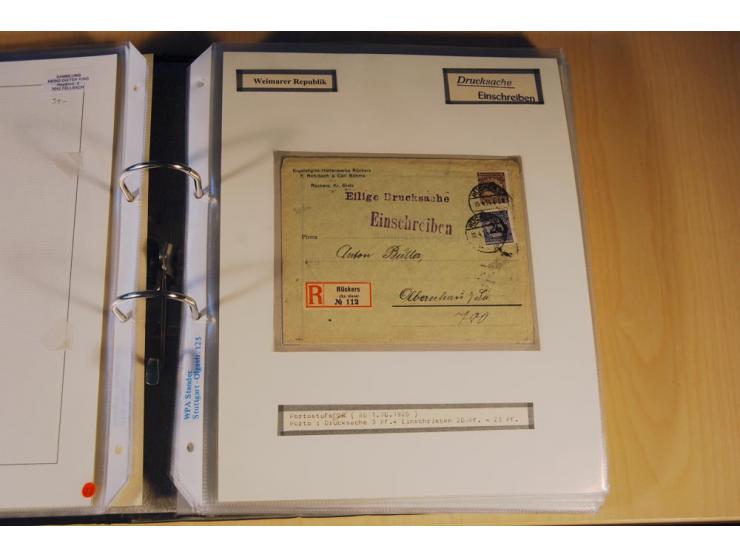 1885/1993, 9-bändige Sammlung "Eingeschriebene Drucksachen" mit insgesamt 370 Briefen, Karten und Streifbändern; vertreten is