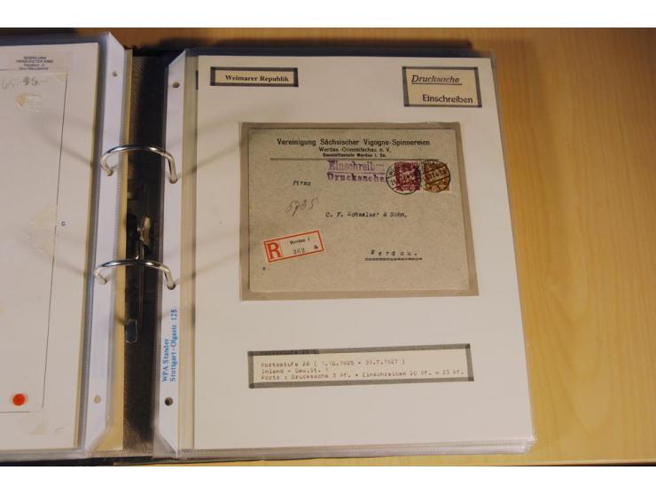 1885/1993, 9-bändige Sammlung "Eingeschriebene Drucksachen" mit insgesamt 370 Briefen, Karten und Streifbändern; vertreten is