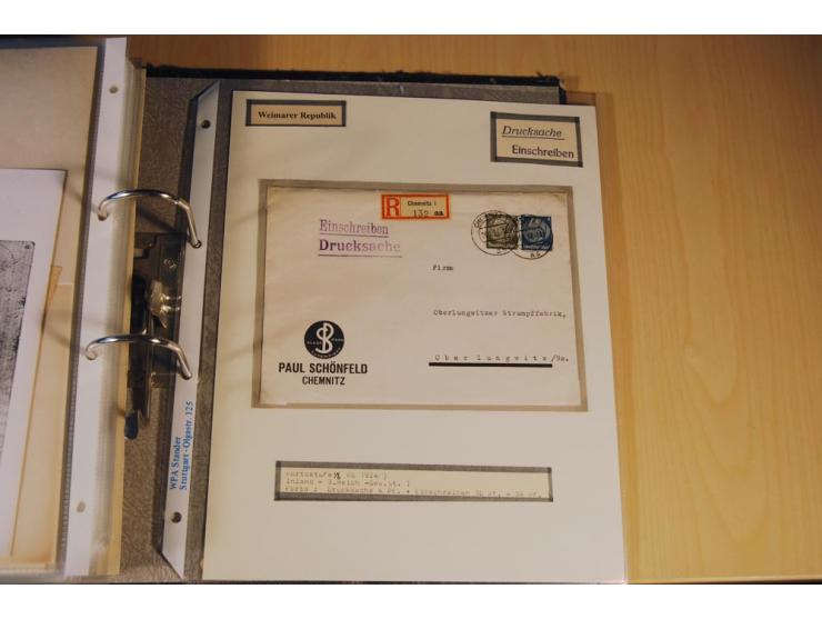 1885/1993, 9-bändige Sammlung "Eingeschriebene Drucksachen" mit insgesamt 370 Briefen, Karten und Streifbändern; vertreten is