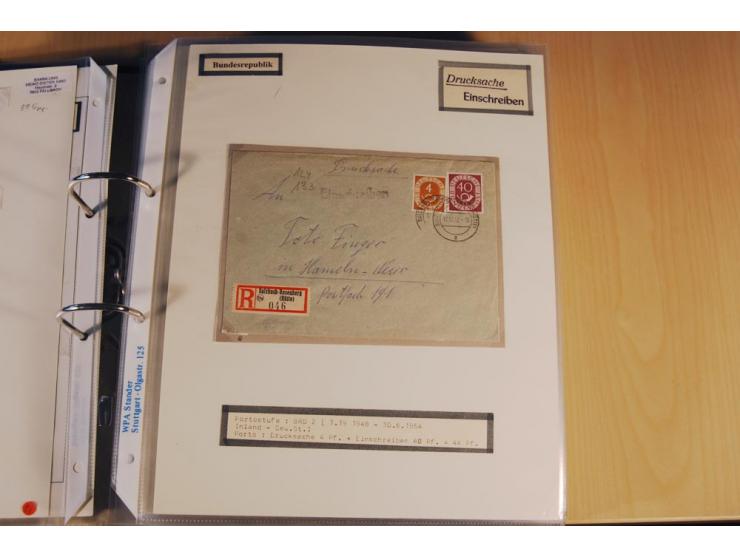 1885/1993, 9-bändige Sammlung "Eingeschriebene Drucksachen" mit insgesamt 370 Briefen, Karten und Streifbändern; vertreten is