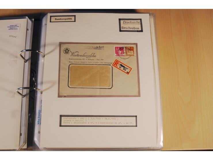 1885/1993, 9-bändige Sammlung "Eingeschriebene Drucksachen" mit insgesamt 370 Briefen, Karten und Streifbändern; vertreten is
