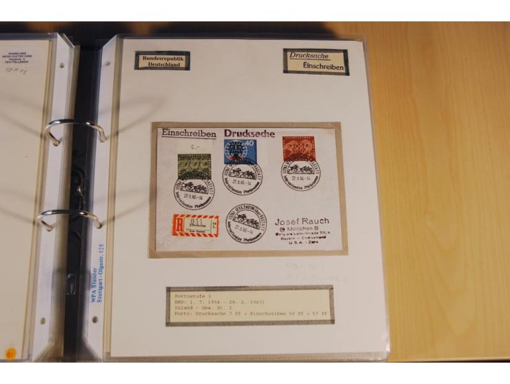 1885/1993, 9-bändige Sammlung "Eingeschriebene Drucksachen" mit insgesamt 370 Briefen, Karten und Streifbändern; vertreten is