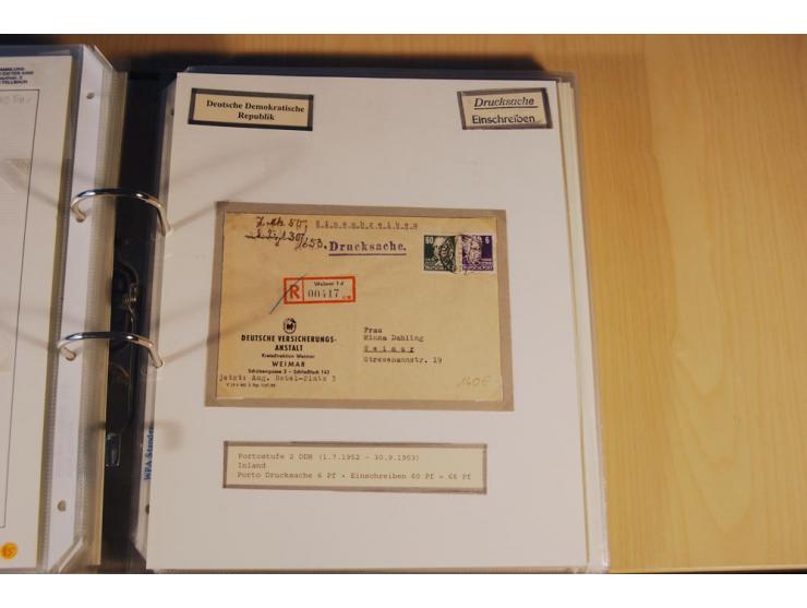 1885/1993, 9-bändige Sammlung "Eingeschriebene Drucksachen" mit insgesamt 370 Briefen, Karten und Streifbändern; vertreten is