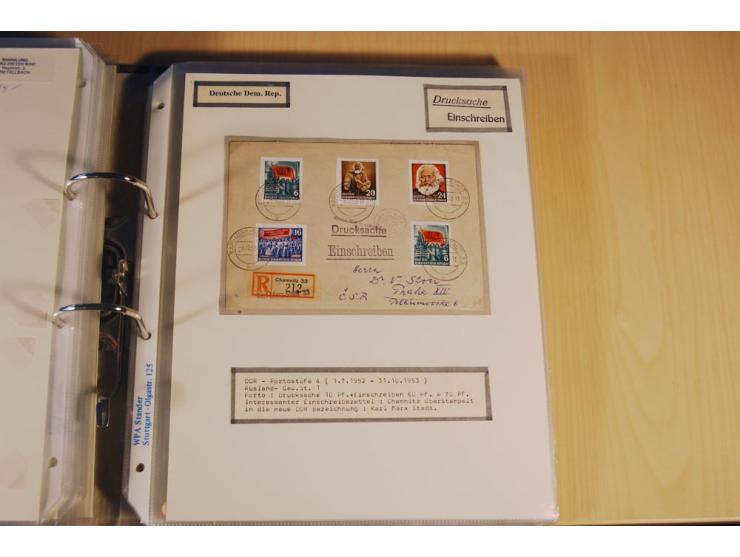 1885/1993, 9-bändige Sammlung "Eingeschriebene Drucksachen" mit insgesamt 370 Briefen, Karten und Streifbändern; vertreten is
