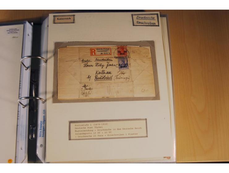 1885/1993, 9-bändige Sammlung "Eingeschriebene Drucksachen" mit insgesamt 370 Briefen, Karten und Streifbändern; vertreten is