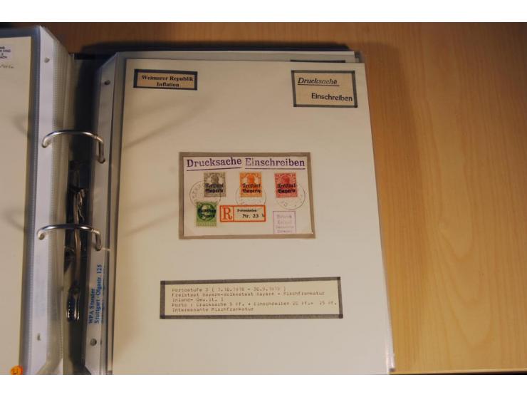 1885/1993, 9-bändige Sammlung "Eingeschriebene Drucksachen" mit insgesamt 370 Briefen, Karten und Streifbändern; vertreten is