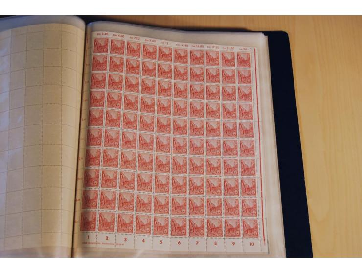 1950/53, postfrischer Bogenposten Freimarken Pieck, Persönlichkeiten und Fünfjahrplan, meist in kompletten Schalterbogen (Mi.
