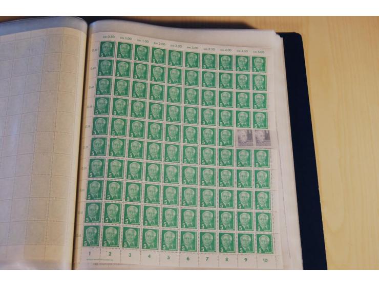 1950/53, postfrischer Bogenposten Freimarken Pieck, Persönlichkeiten und Fünfjahrplan, meist in kompletten Schalterbogen (Mi.