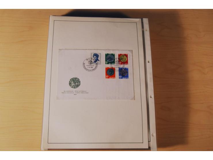 1849/2000, sehr umfangreiche und spezialisierte ungebrauchte/postfrische und gestempelte Sammlung mit vielen Briefen und etli